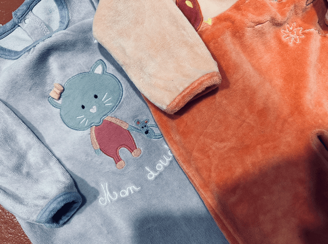 Lot de 2 pyjamas en velours